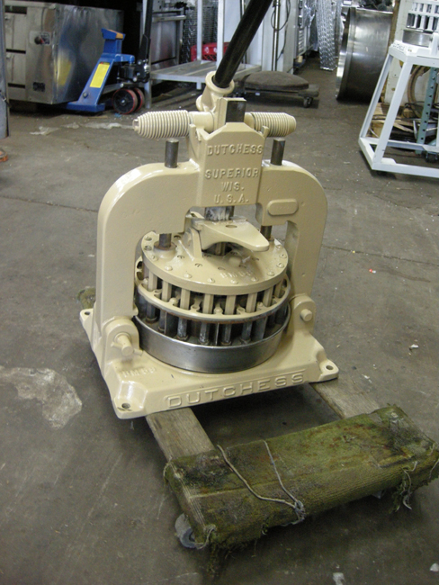 Dutchess 18 Part Divider Reconditioned