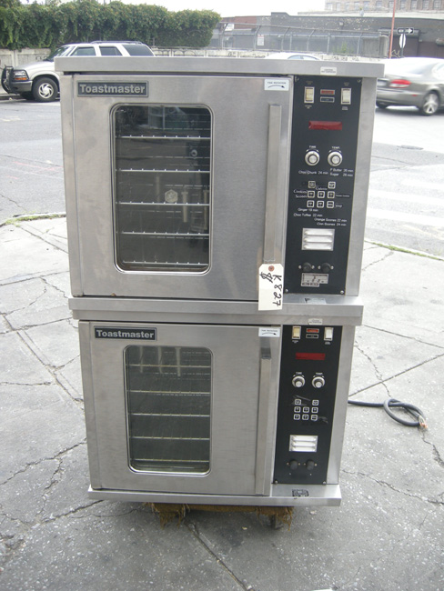 Toastmaster 1/2 Size Convection Oven Electric Oven Model CO19C1BD Used Excellent Condition