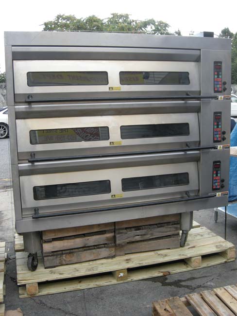 Hobart 3 Deck Electric Bakery Oven Used Very Good Condition