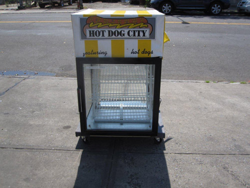 Hatco Heated Hot Dog, Sausage Display Cabinet Model FST-2P4 Used 