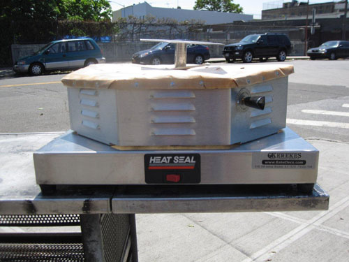 Heat Seal Pizza Capper Model # PW18 Used Very Good Condition