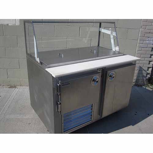 Universal Coolers Salad Bar Model SC48BM Used Great Condition