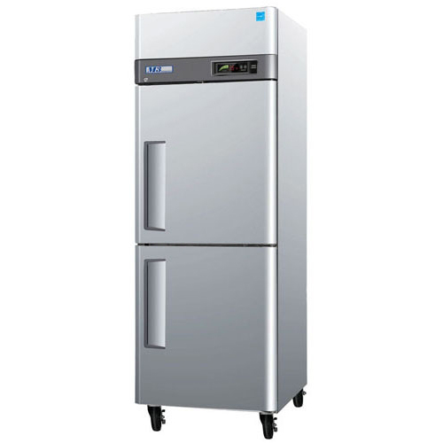 Turbo Air M3R24-2 M3 2 Half Soild Doors Refrigerator 24 Cu. Ft.