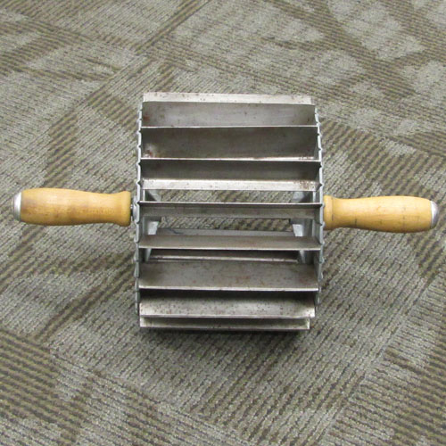 Miller Bun Divider, Used (Model B-7)