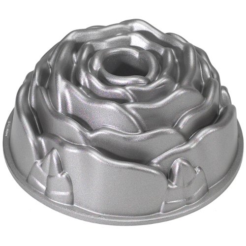 Nordic Ware ROSE FLOWER Bundt Cake Pan Nonstick Heavy Cast Aluminum 10 Cup  NEW
