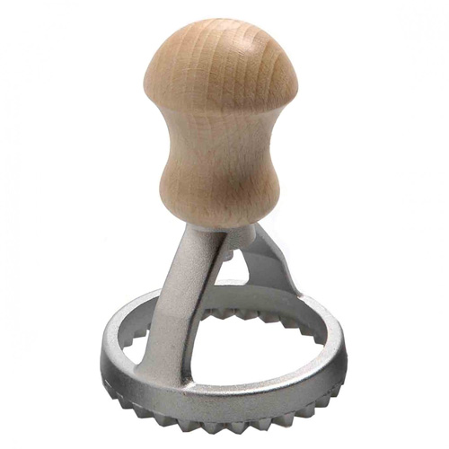 Eppicotispai Aluminum Round Ravioli Stamp 3-1/8" with Beechwood Handle