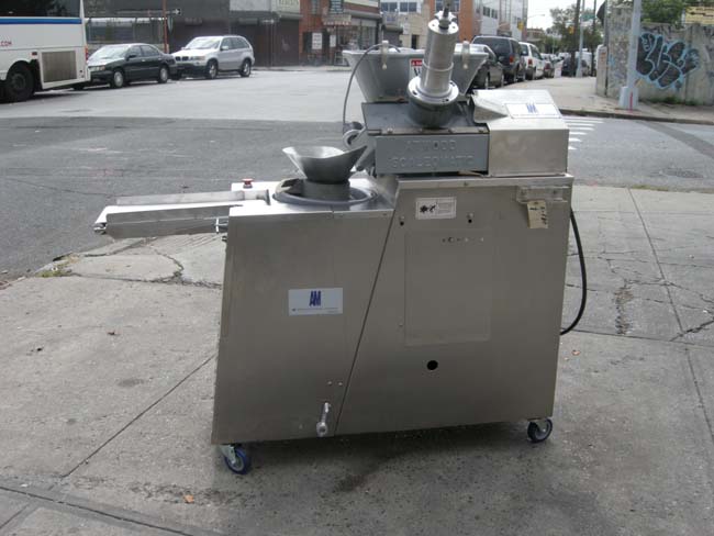 AM Manufacturing Scale O Matic S300 Dough Divider and Rounder Used Very Good Condition