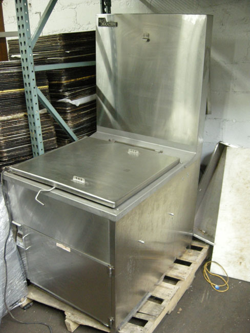 Baxter Donut Fryer - SP155 Excellent Condition Used 24" x 24"