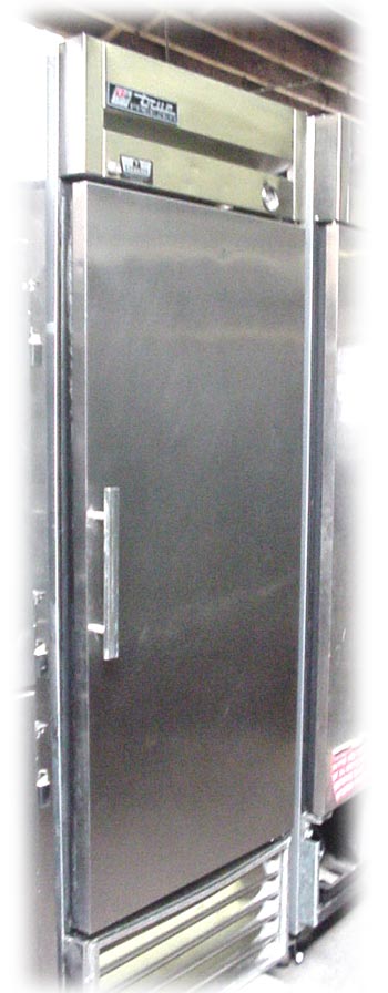 TRUE Reach-In Solid Door Freezer - True T-23F - USED