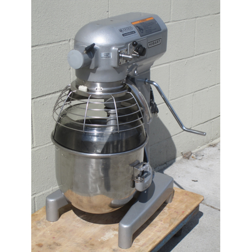 Hobart 20 Qt Mixer with Guard model A200 - Used excellent condition