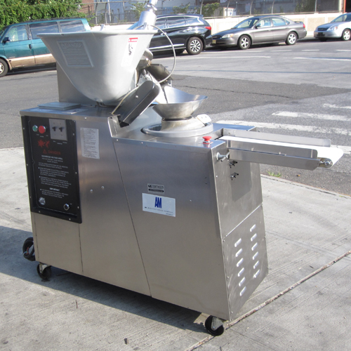 AM Manufacturing Scale-O-Matic Dough Divider and Rounder S300 - Used excellent condition
