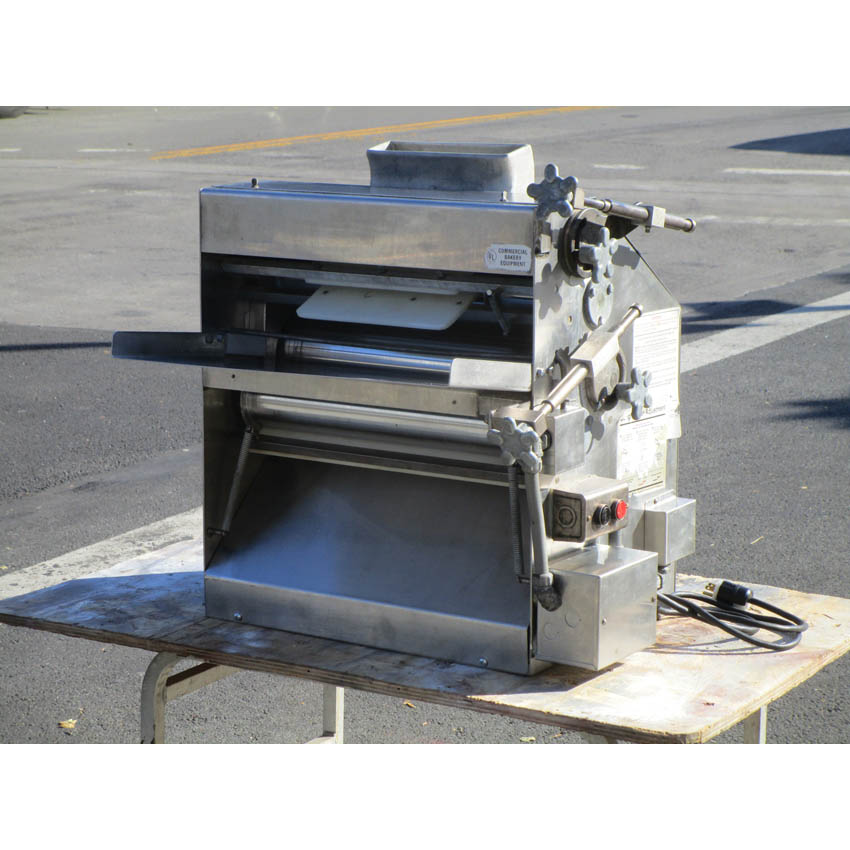 Acme TT Dough / Pizza Roller MRS11, Great Condition