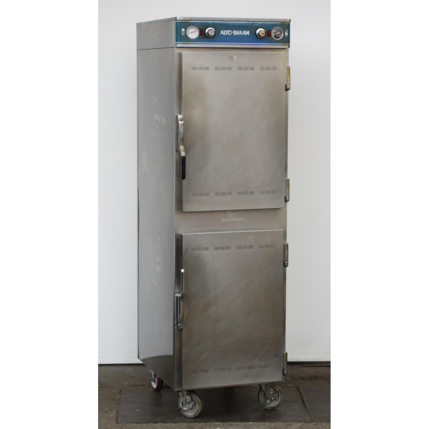 Alto Shaam 1000-UP Double Hot Holding Cabinet, Used Very Good Condition