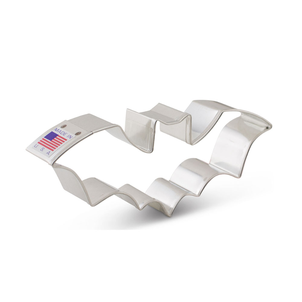 Ann Clark Bat Cookie Cutter, 5 1/8