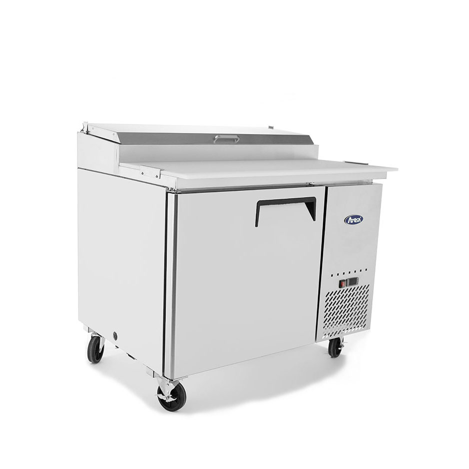 Atosa MPF8201GR Side Mount Refrigerated Pizza Prep Table 44"W X 33.1"D X 44"H with Self-Closing Solid Door