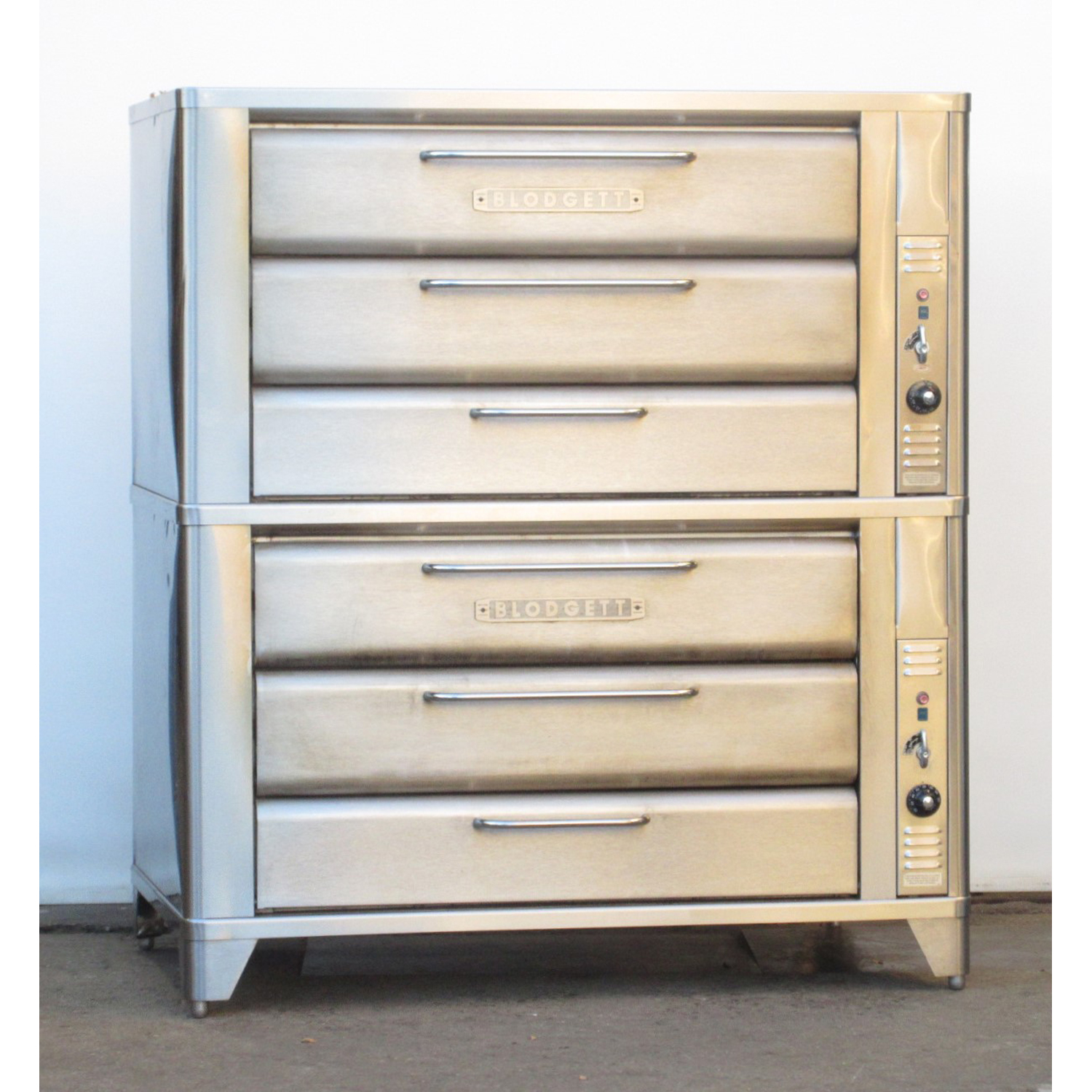 Blodgett 981/981 Double Deck Gas Pizza Oven, Used Excellent Condition