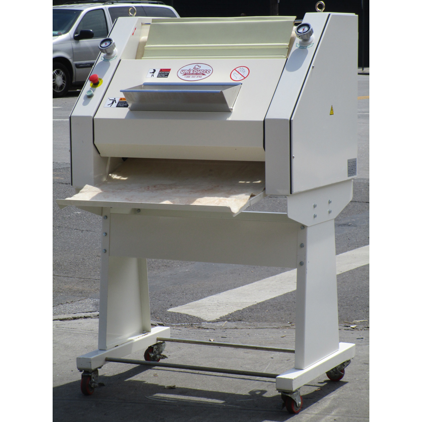 Chef Mama's French Molder CM-750, Excellent Condition