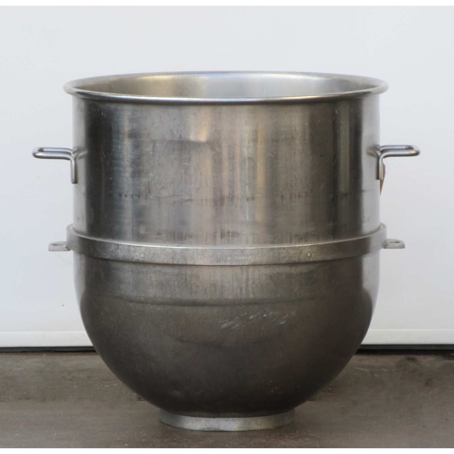 Hobart BOWL-HV140 Mixer Bowl 140 Quart, 00-917142, Used Excellent Condition