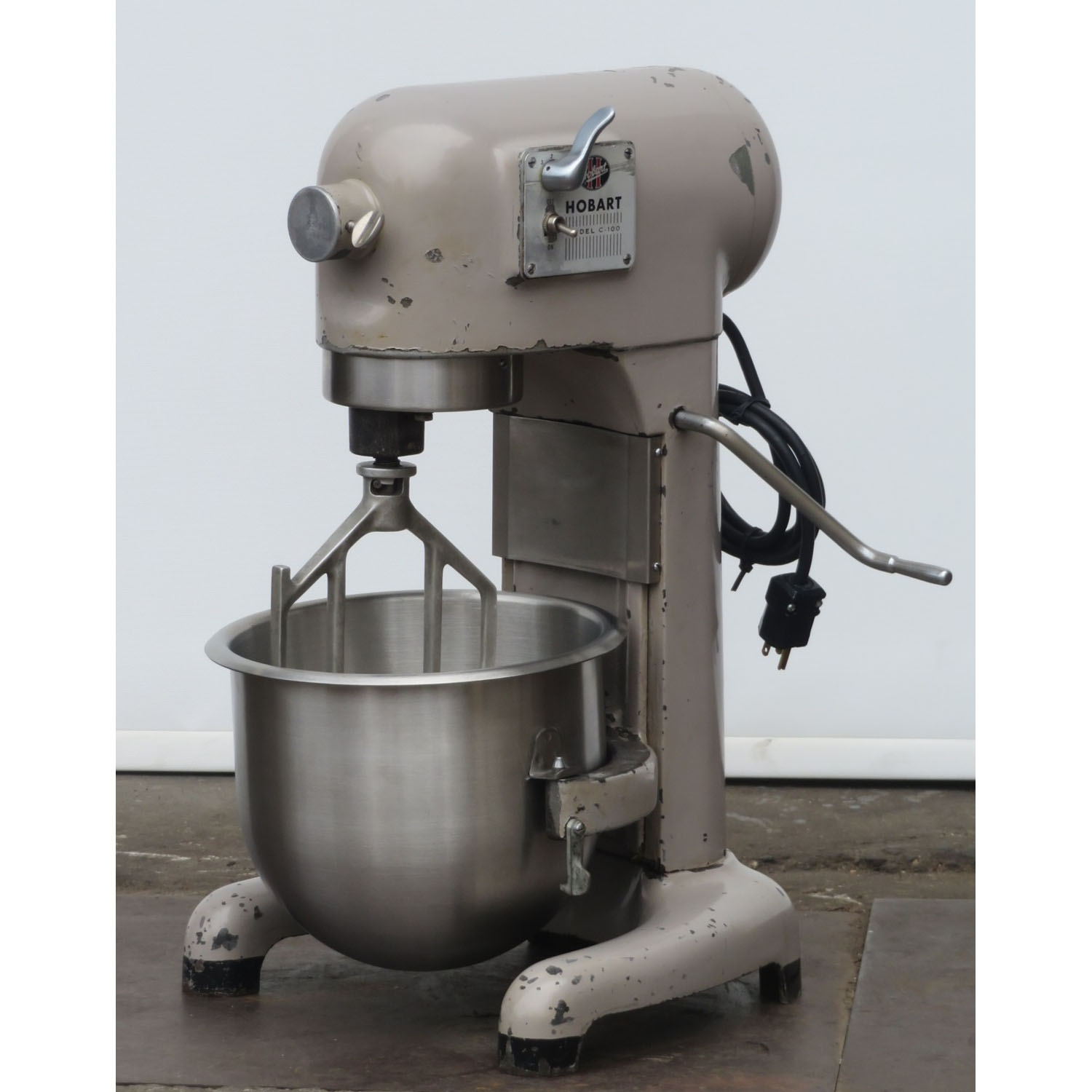 Hobart 10 Quart C100 Mixer, Used Excellent Condition