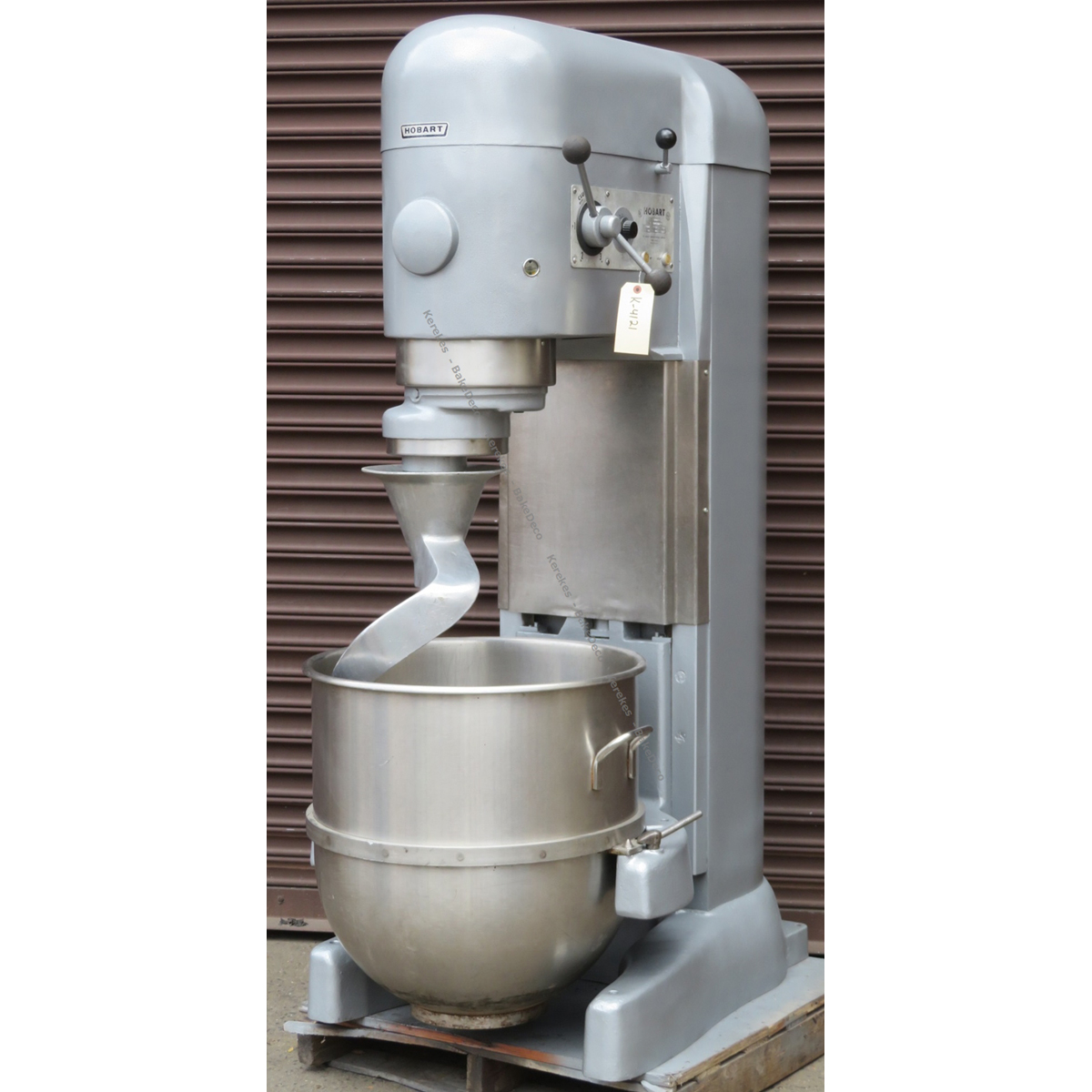 Hobart 140 Quart V1401 Mixer with Bowl, Used Excellent Condition