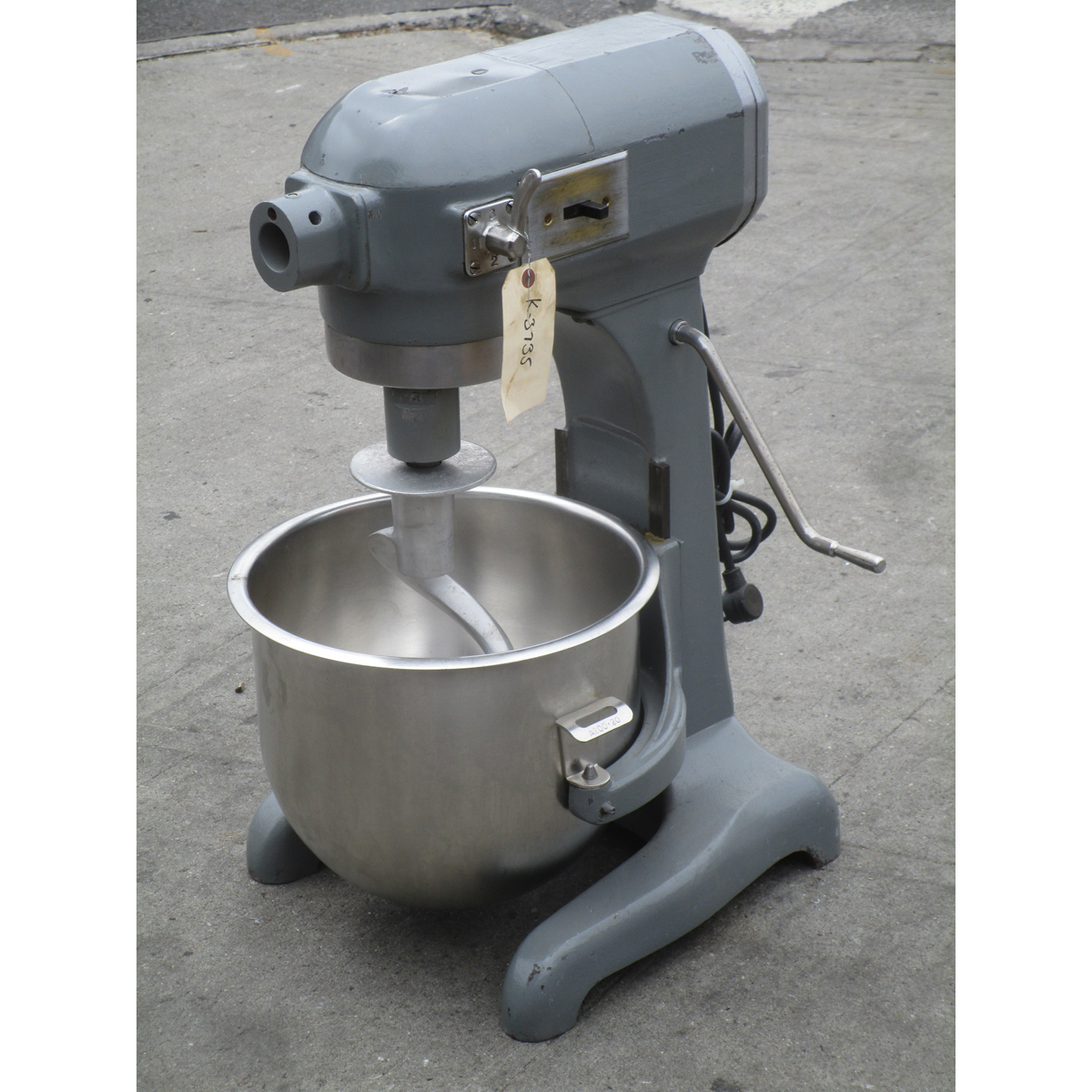 Hobart 20 Quart A200 Mixer, Used Great Condition