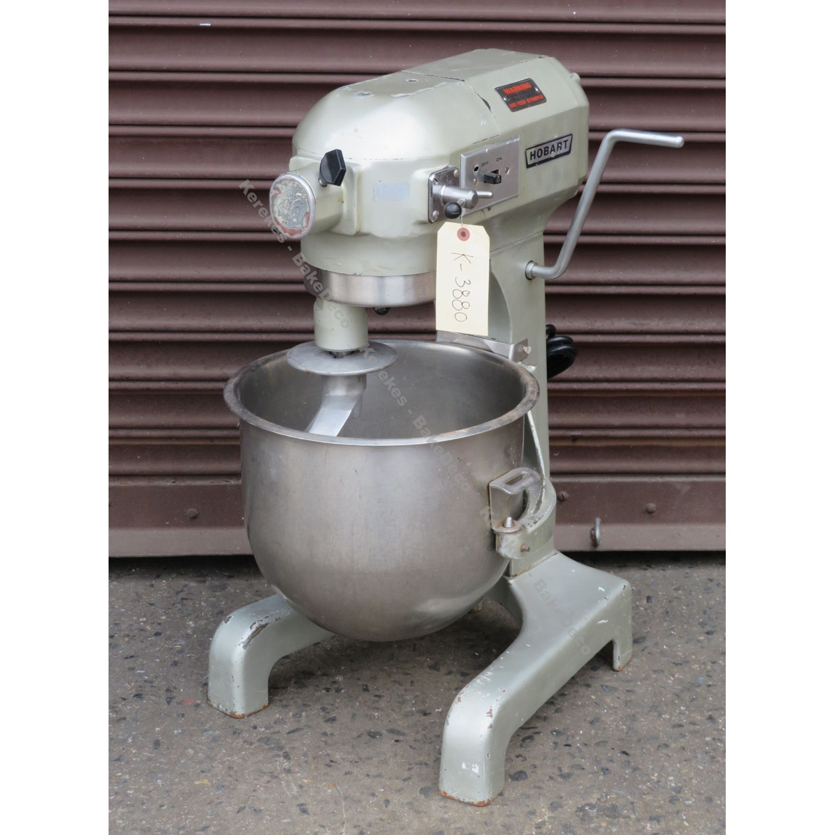 Hobart 20 Quart A200 Mixer, Used Excellent Condition