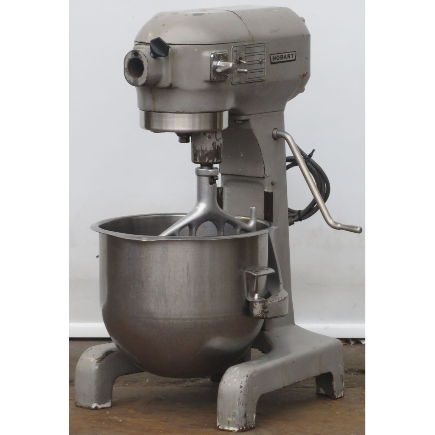 Hobart 20 Quart A200T Mixer, Used Excellent Condition