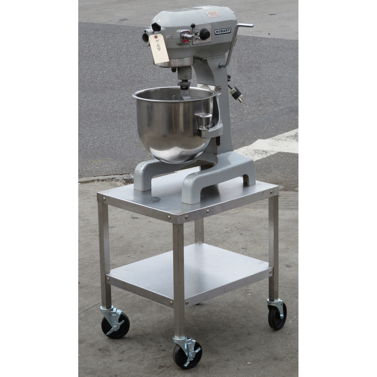 Hobart 20 Quart A200T Mixer, With Stand Used Great Condition