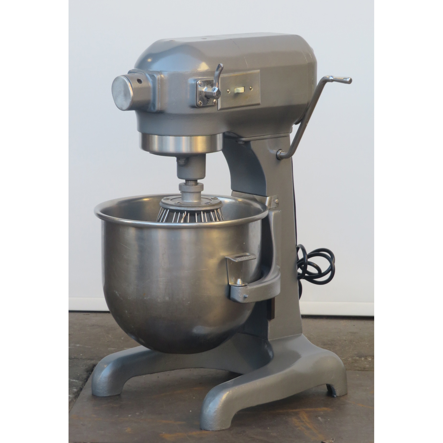 Hobart 20 Quart Mixer A200, Used Excellent Condition