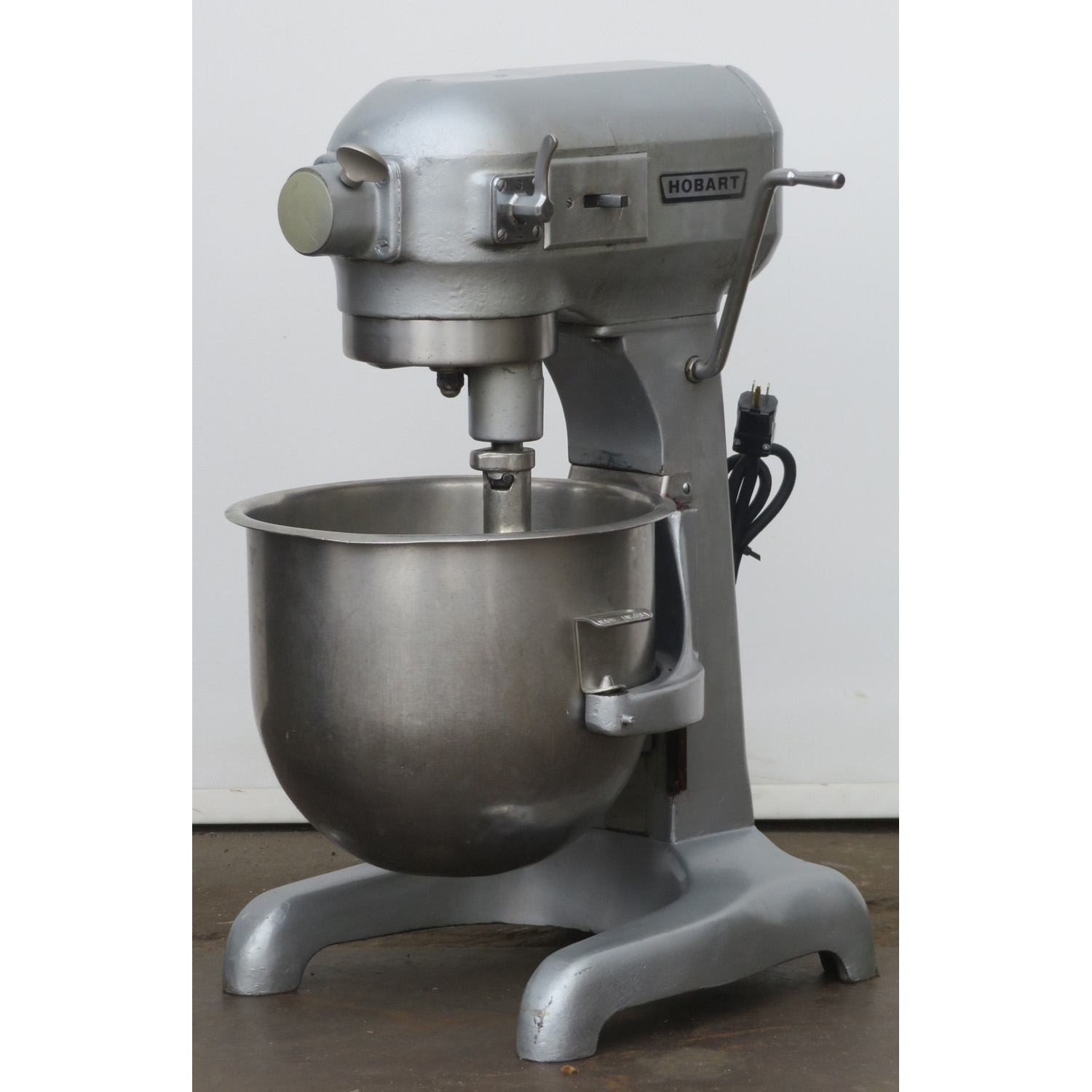 Hobart 20 Quart Mixer A200, Used Great Condition