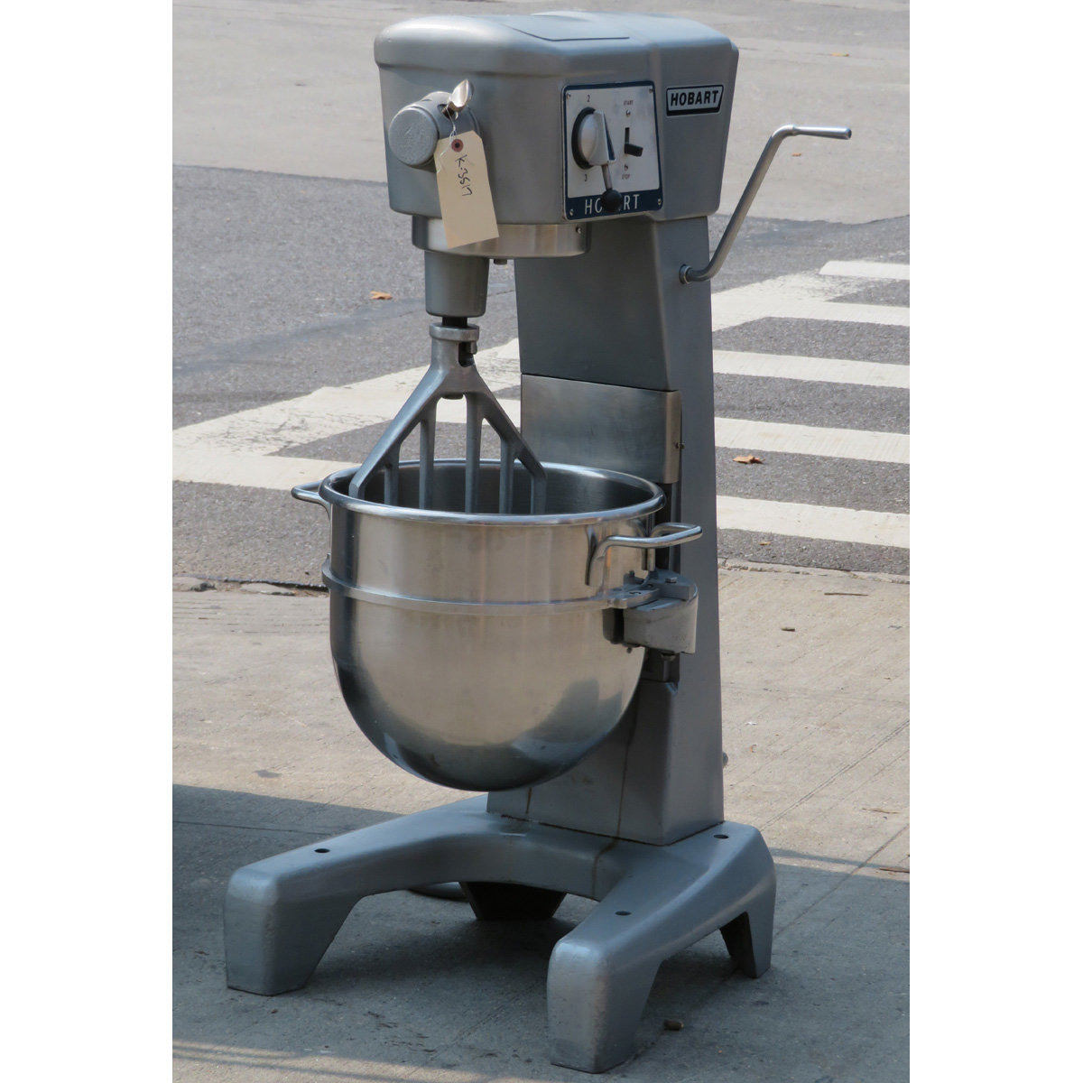 Hobart 30 Quart Mixer D300, Used Great Condition