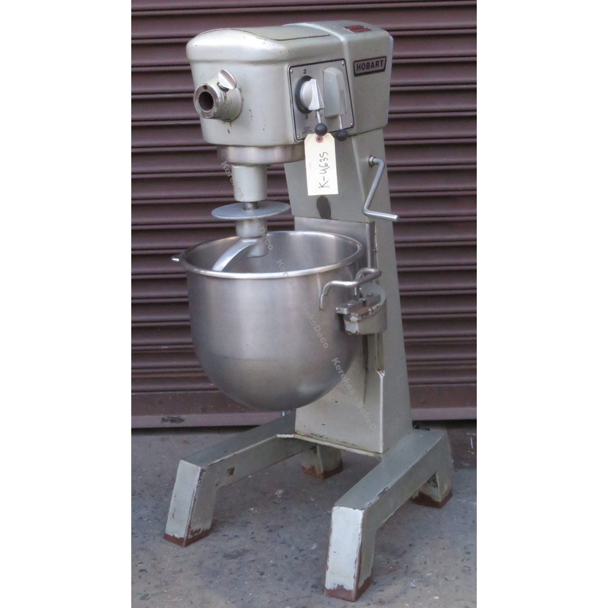Hobart 30 Quart Mixer D300, Used Great Condition