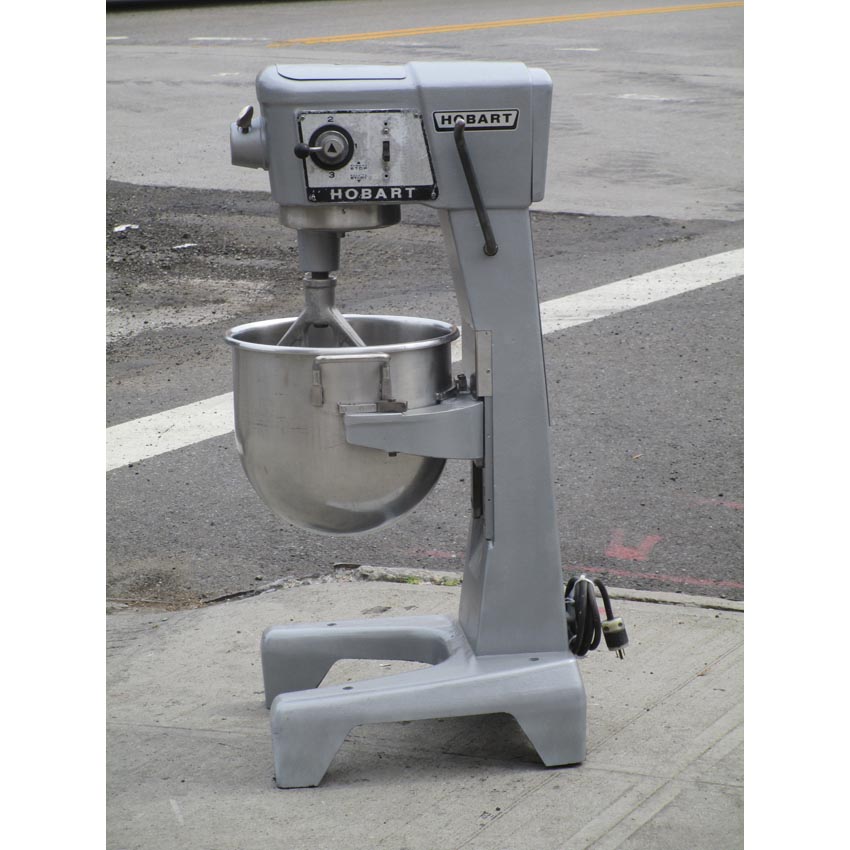 Hobart 30 Quart Mixer Model D300, Excellent Condition Used Equipment