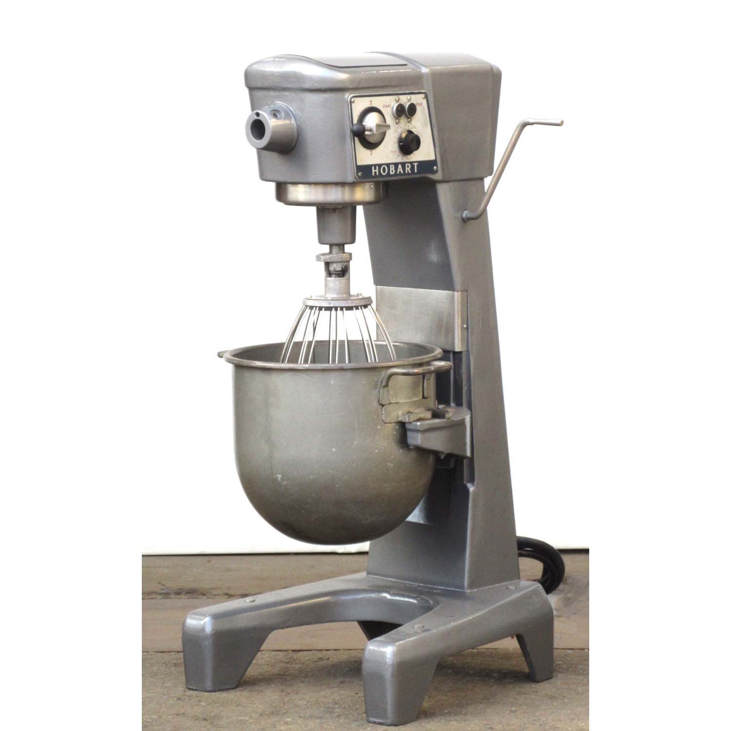 Hobart D300 Mixer 30 Qt, Bowl And 2 Attachments Included, Used Excellent Condition