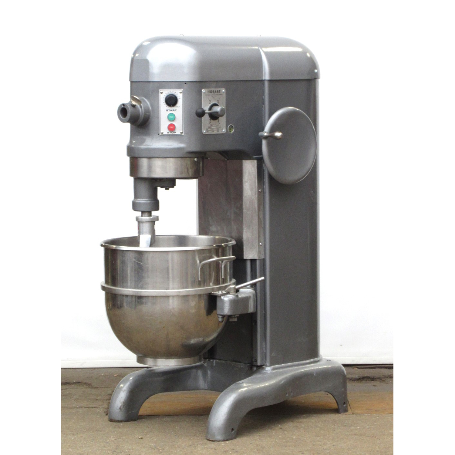 Hobart H-600 60 Qt Mixer, Bowl And 2 Attachments Included, Used Excellent Condition