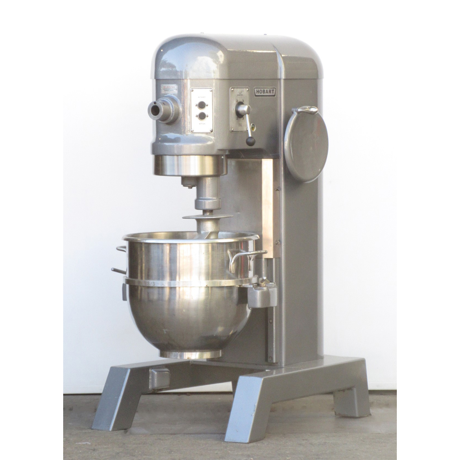 Hobart H600 60 Qt Mixer Bowl And 2 Attachments Included, Used Excellent Condition