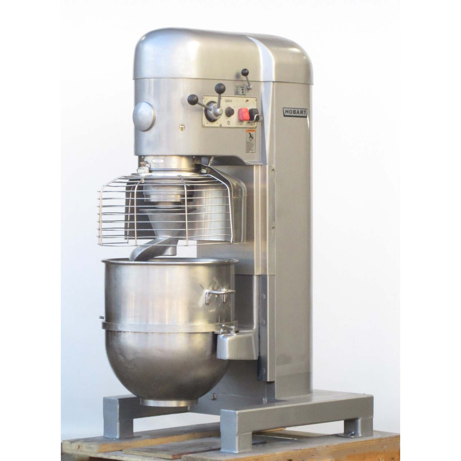 Hobart V1401 Mixer 140 Qt, Bowl And 2 Attachments Included, Used Excellent Condition