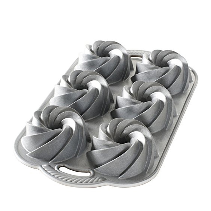 Nordic Ware 88037 Platinum Mini Heritage Bundtlette Cake Pan