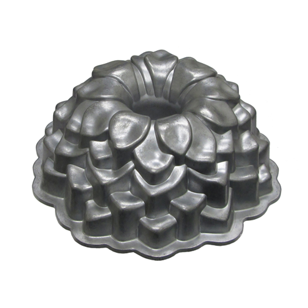 Nordicware Commercial Blossom Bundt Cake Pan