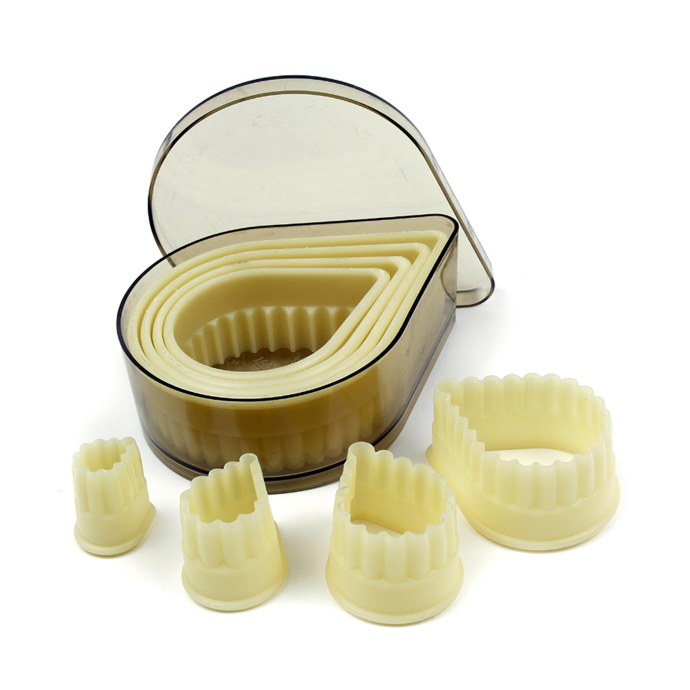 O'Creme Heat Resistant Cutters, Fluted Teardrop, 8-Piece Set