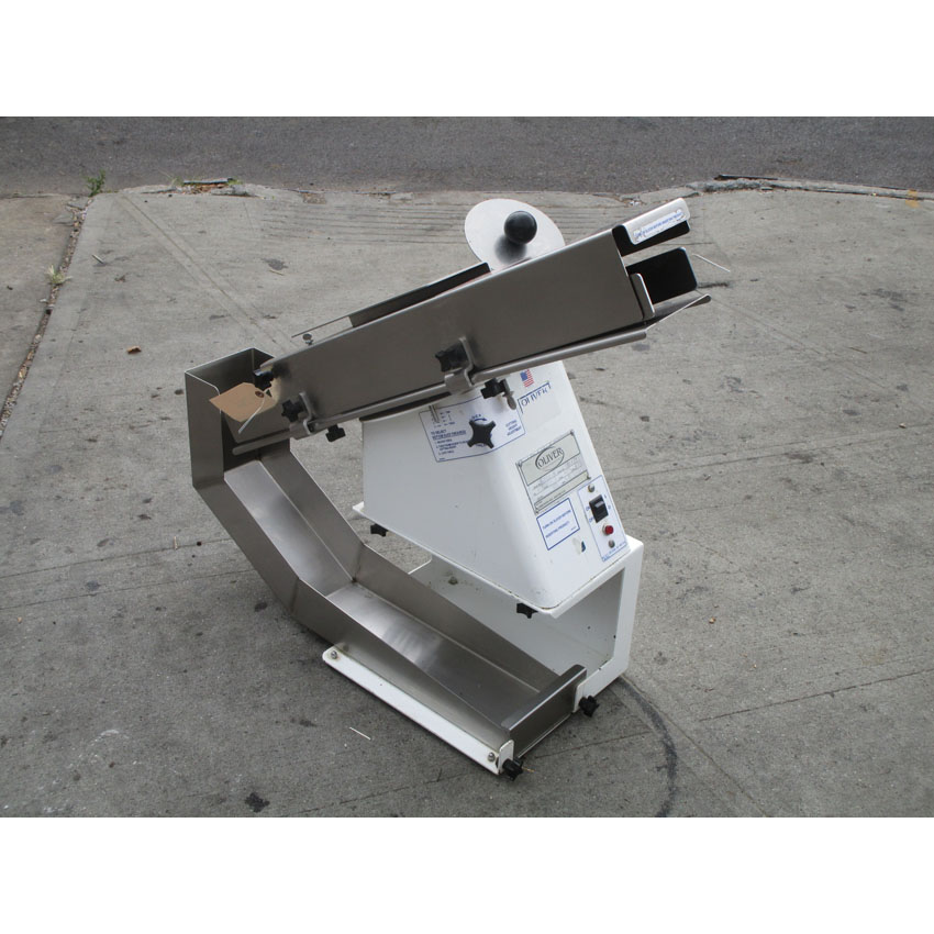 Oliver 702N Bagel Slicer, With Return Slide, Excellent Condition