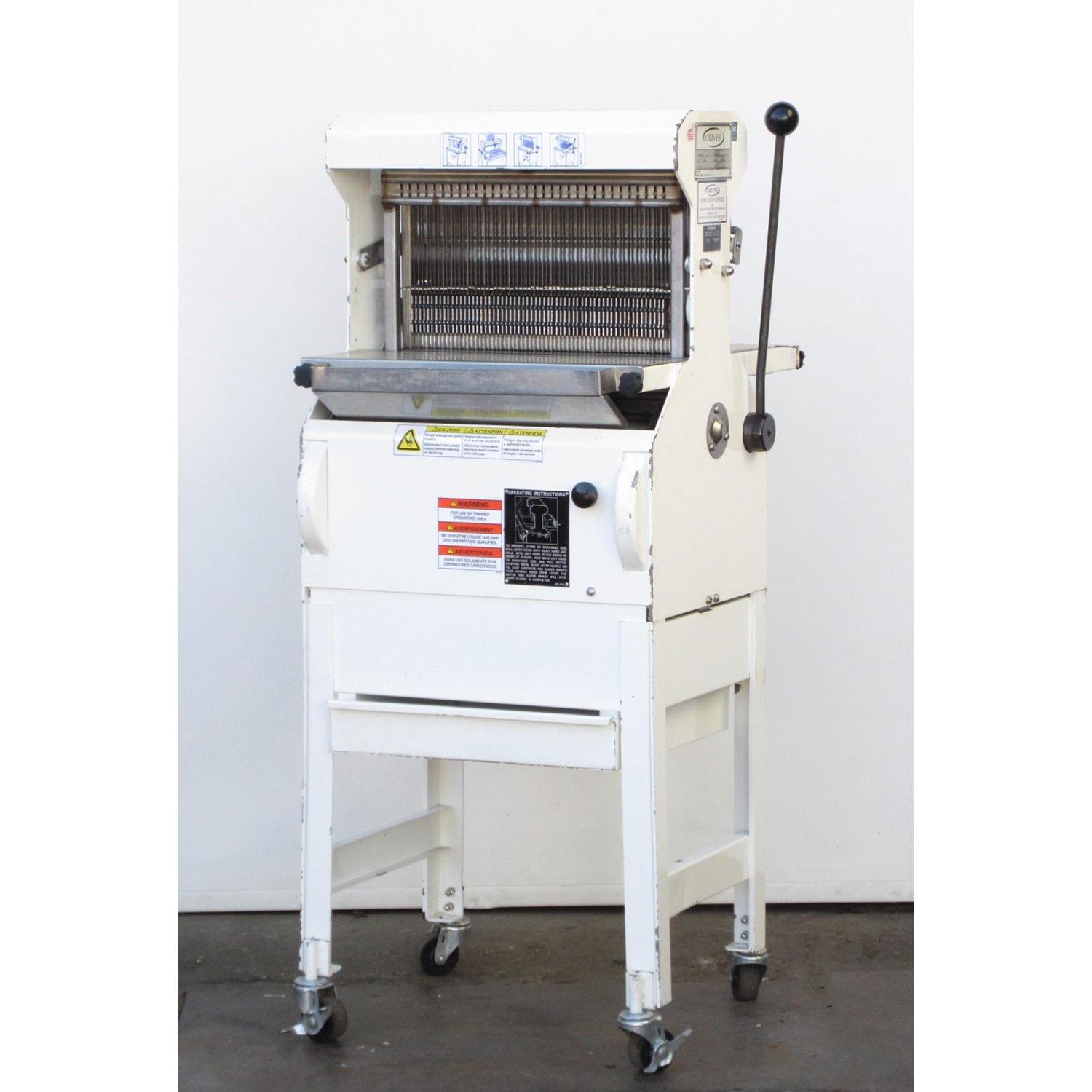 Oliver 777NT Bread Slicer 1/4" Slices, Used Excellent Condition