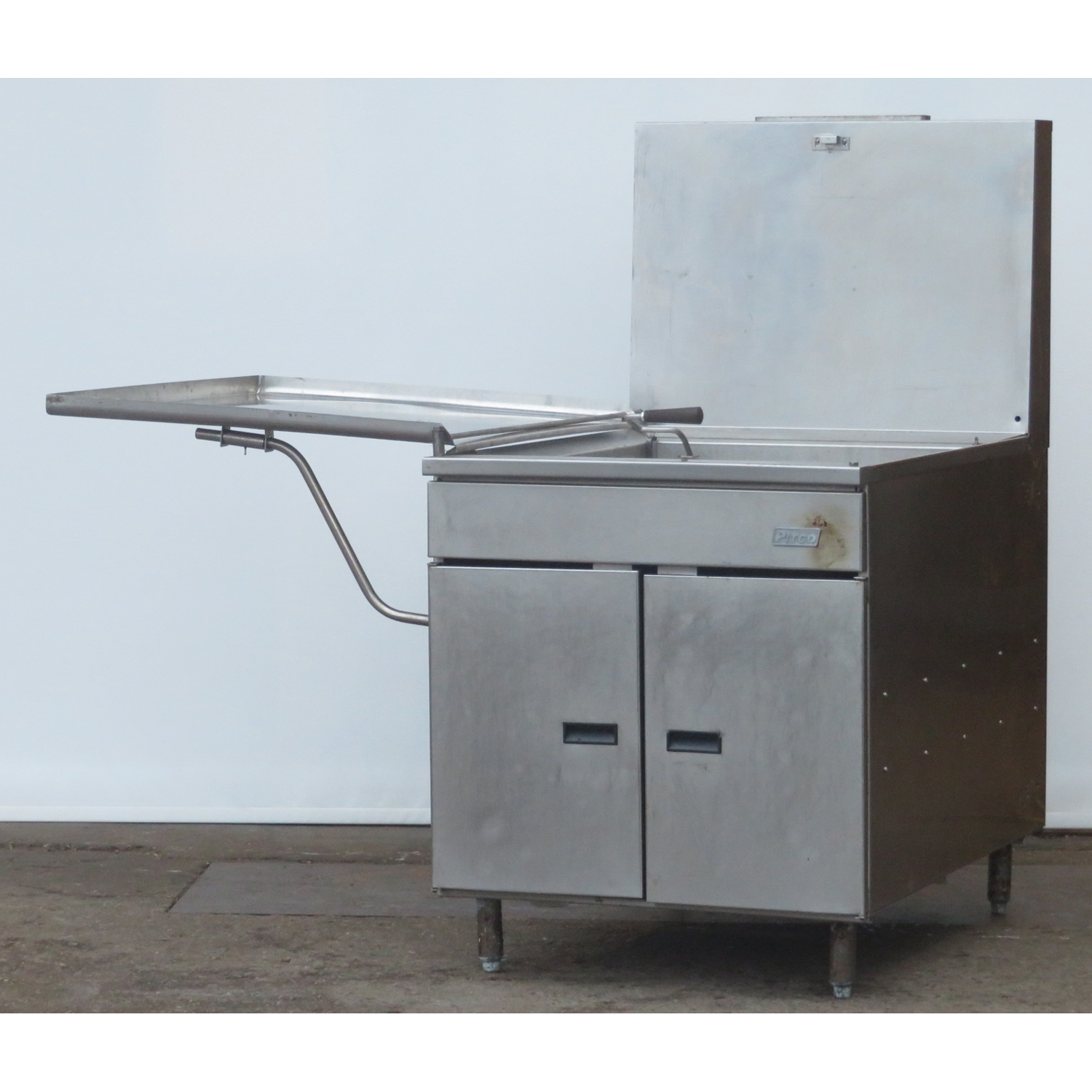 Pitco 24PSS Donut Fryer, Used Great Condition Fryers & Cooking