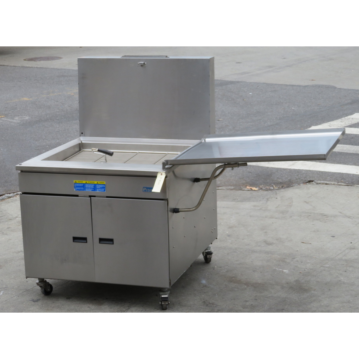 Pitco 34PSS Gas Donut Fryer with 210 Lb Oil Capacity, Used Great
