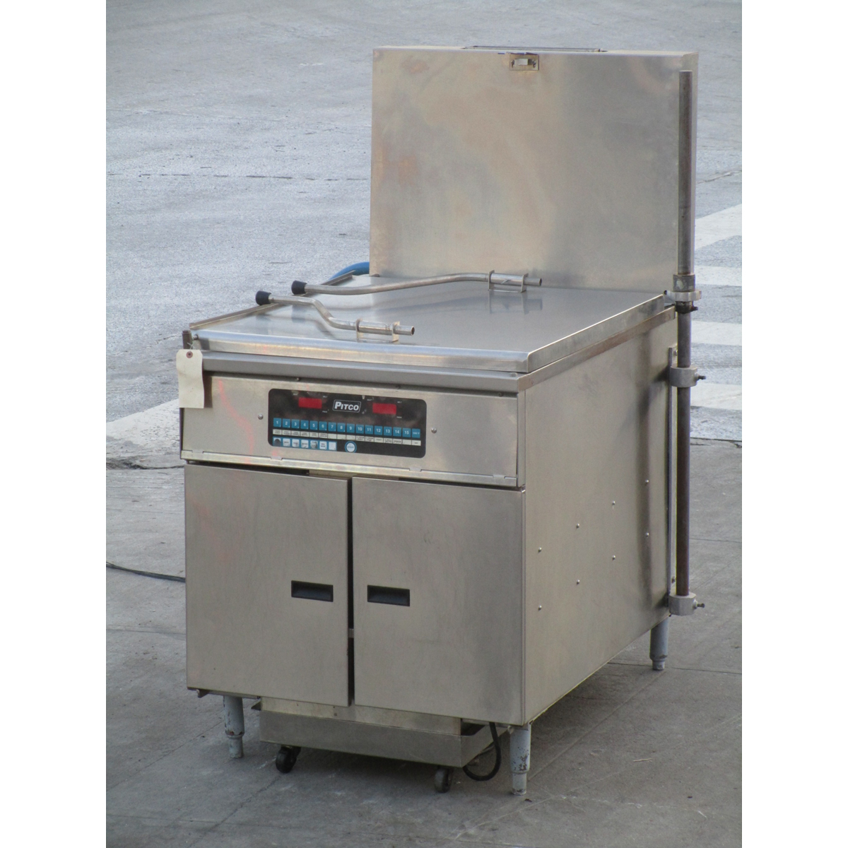 Pitco DD24RUFM Gas Donut Fryer with Filter, Very Good Condition Used