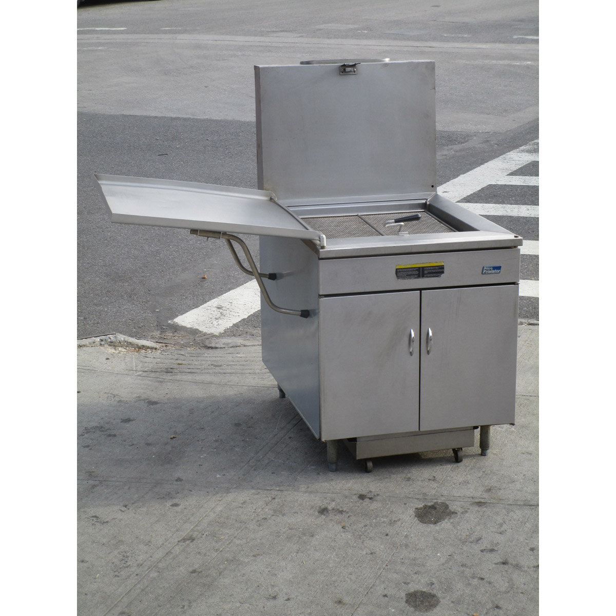 Pitco 24RUFM Gas Donut Fryer with Filter, Very Good Condition Used
