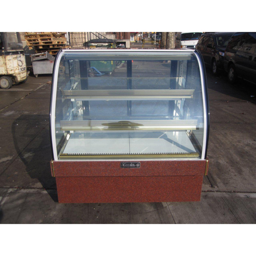 Leader 4ft Refrigerated Bakery Case Model MCB-48SC Used As Demo 1 Week Mint Condition