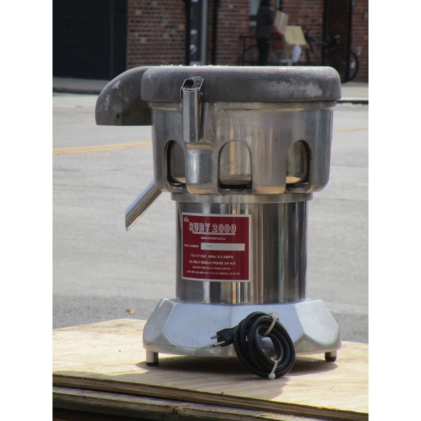 Ruby 2000 Juicer, Used Very Good Condition