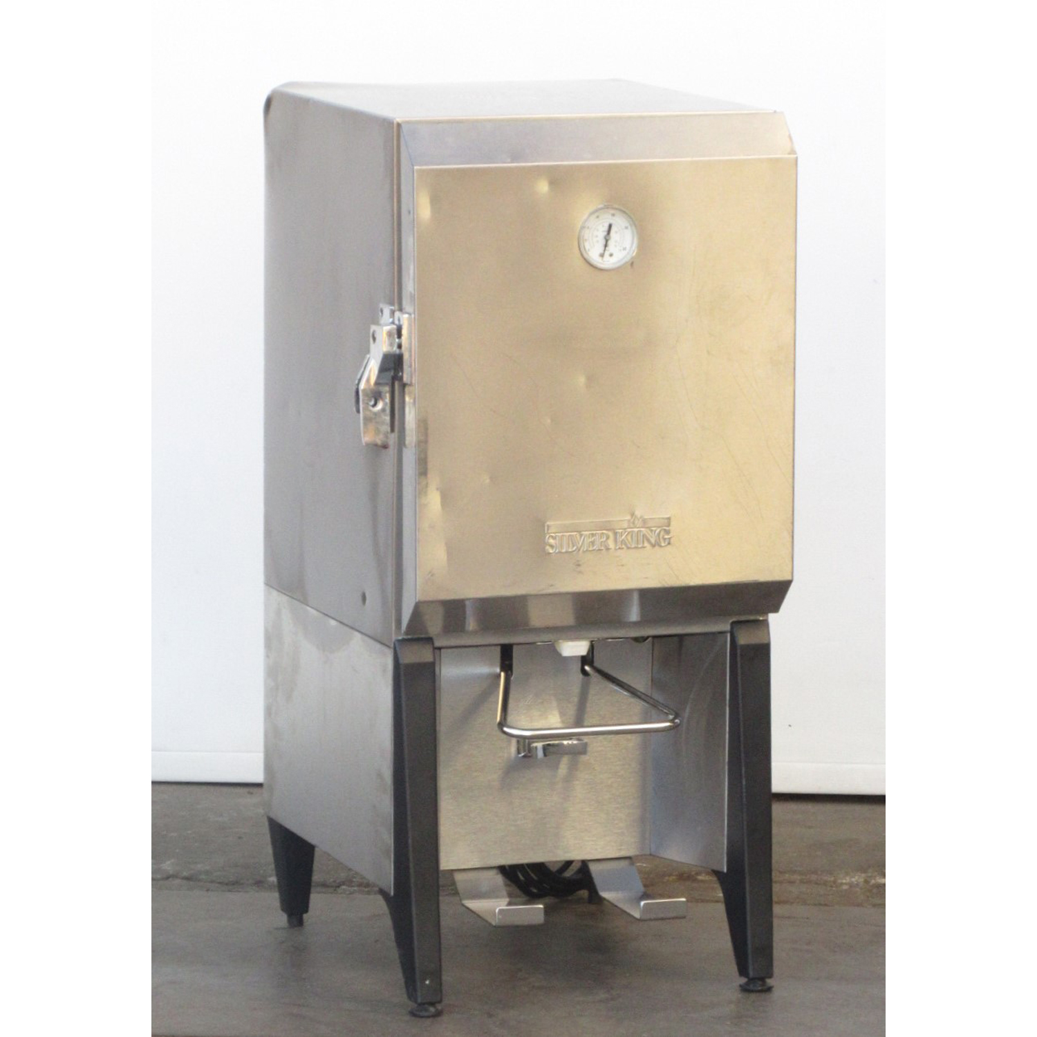 Silver King SK5MAJ Milk Dispenser, Used Excellent Condition