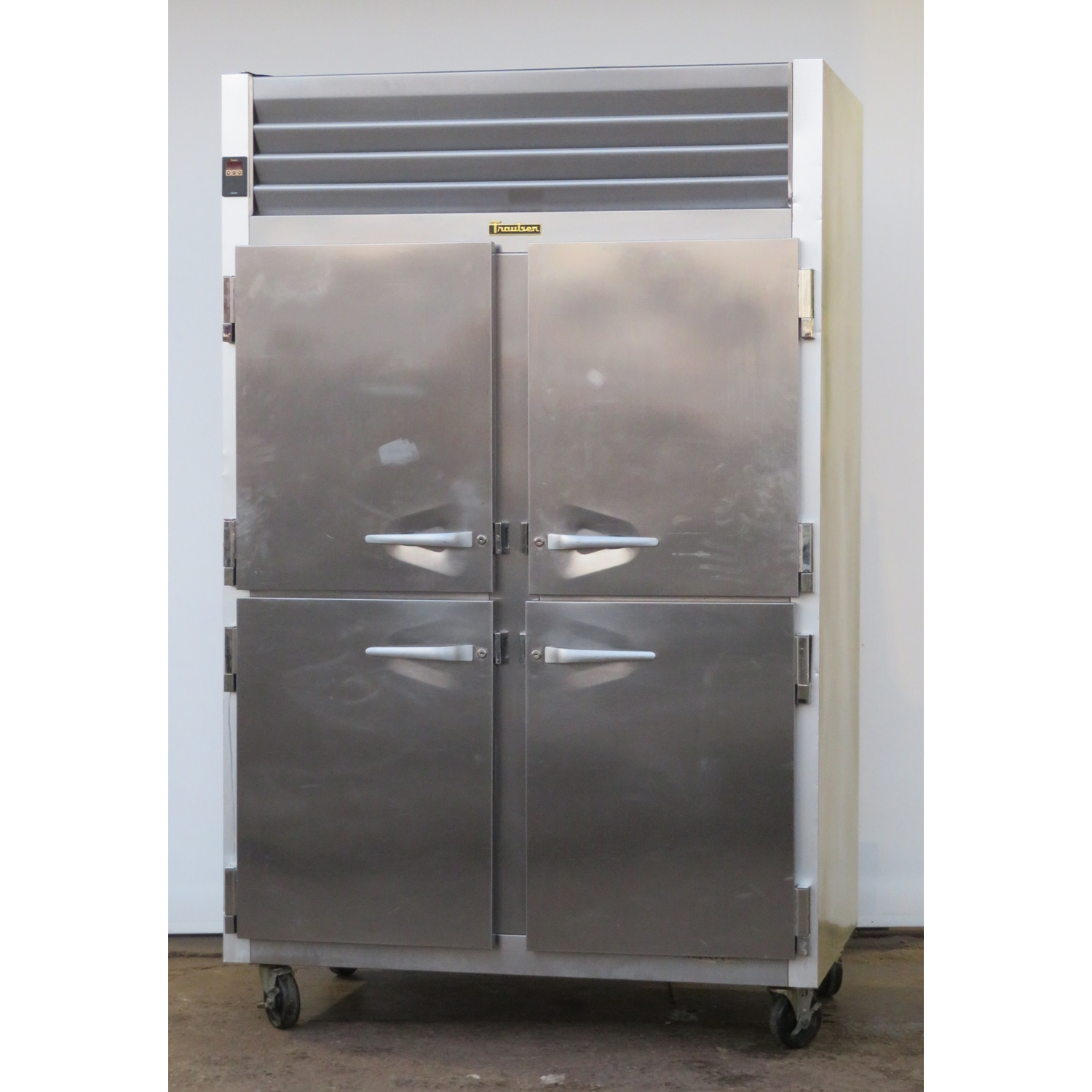 Traulsen G22000 Freezer 2 Section Half Door, Used Excellent Condition